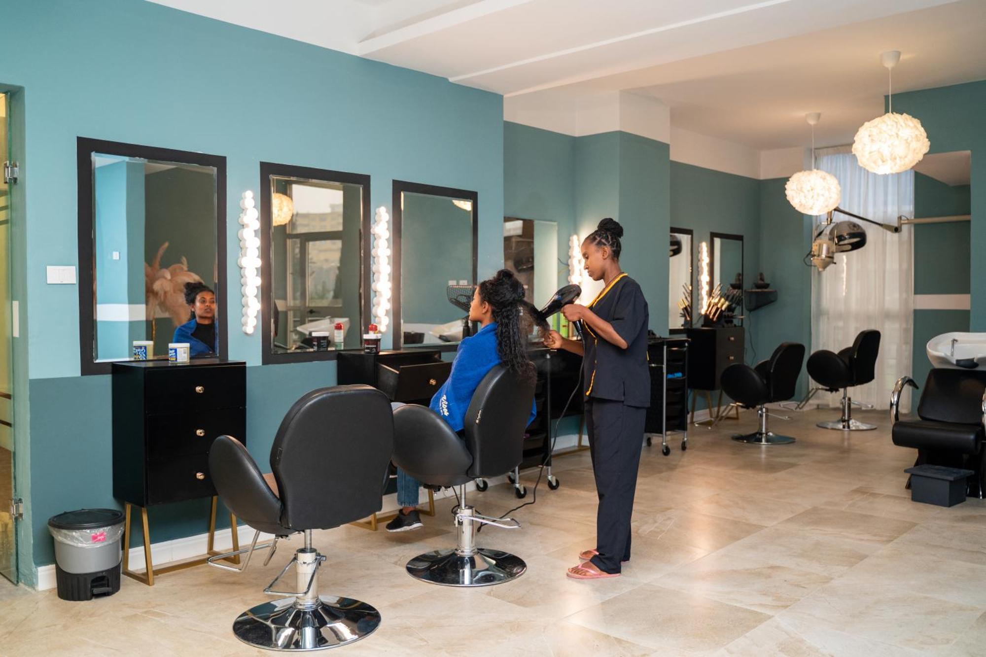 Vibes Hotel And Spa Addis Abeba Esterno foto