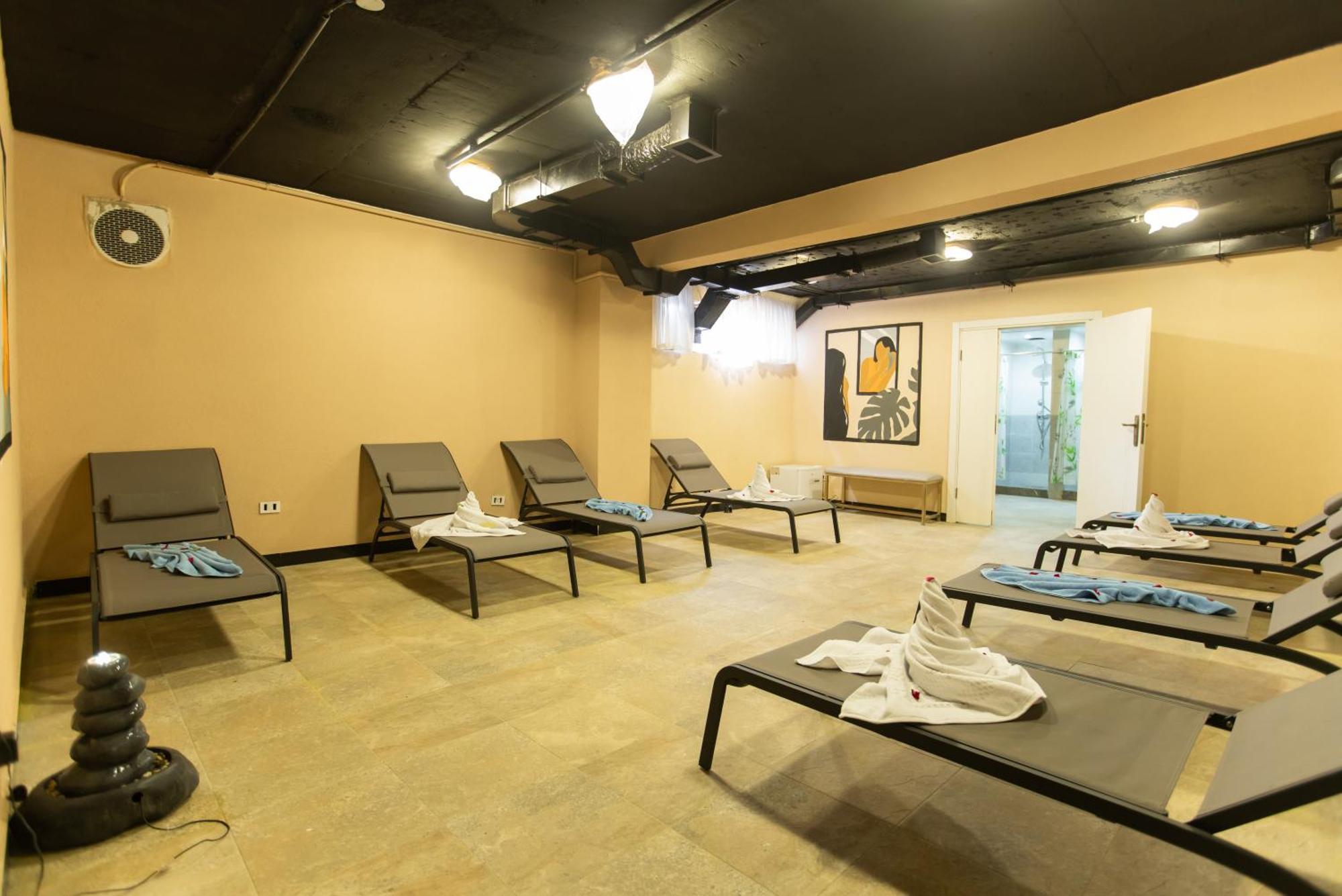 Vibes Hotel And Spa Addis Abeba Esterno foto